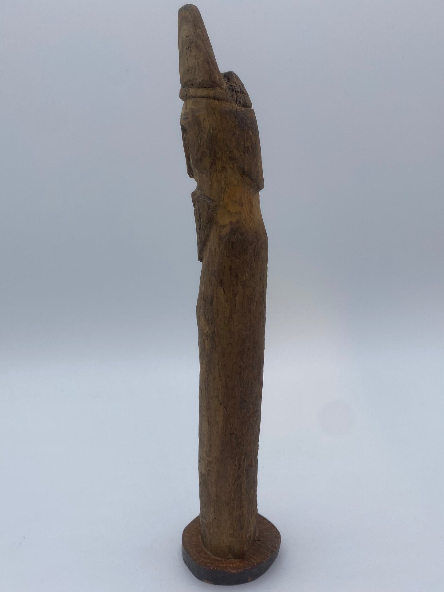 Håndskåren skandinavisk Viking pinde-figur. Slut 20. Århundrede