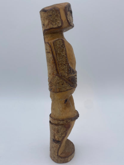 Håndskåren skandinavisk Maske mand pinde-figur. Slut 20. Århundrede