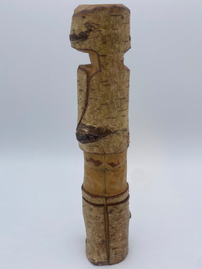 Håndskåren skandinavisk Maske mand pinde-figur. Slut 20. Århundrede