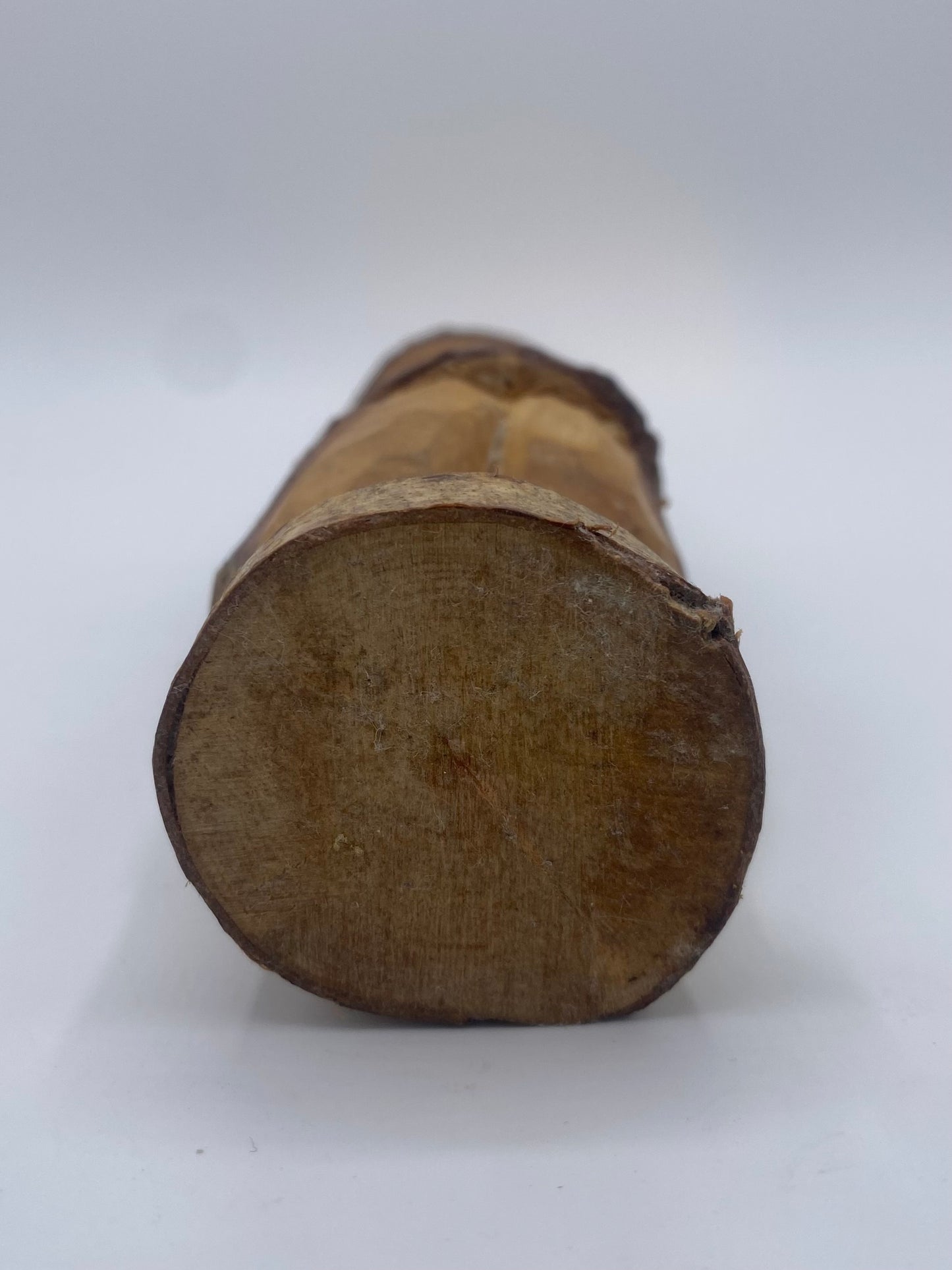 Håndskåren skandinavisk Maske mand pinde-figur. Slut 20. Århundrede