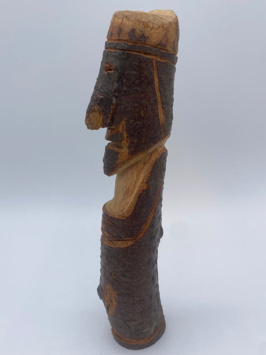 Håndskåren skandinavisk Jætte pinde-figur. Slut 20. Århundrede
