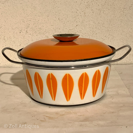 Lotus gryde, fra Cathrineholm