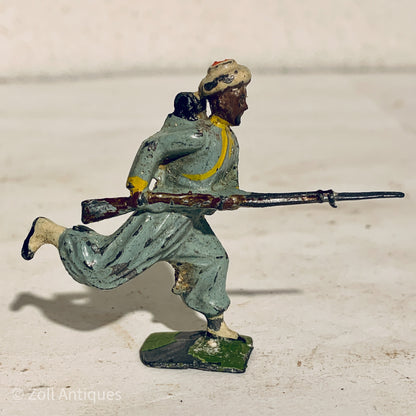 Antique Britains Deetail tin soldier, Arab soldier, from early 1900s.