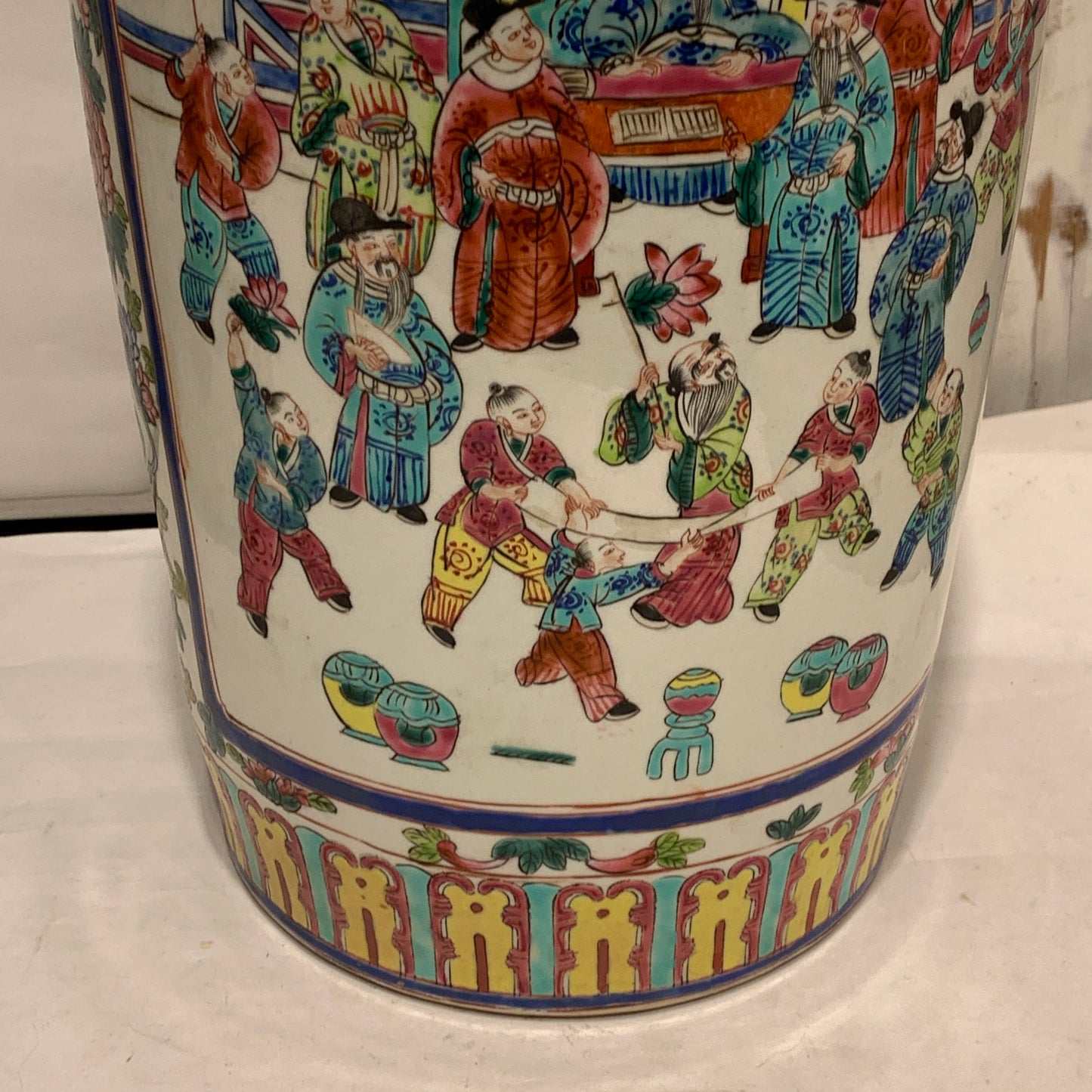 Ældre store kinesiske Guangzhou porcelæns gulvlamper, stemplet.