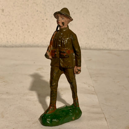 Trico, Large soldier, marching. 10cm series, from Japan.