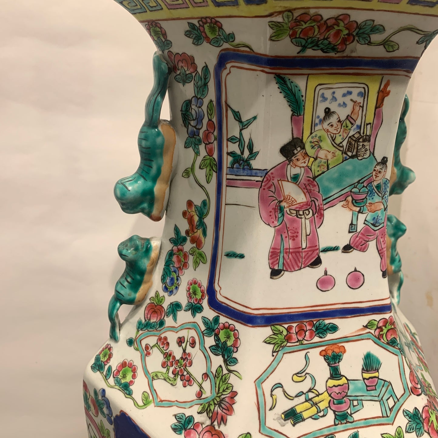 Guangzhou porcelæns gulvlamper fra Kina. Store og ældre kinesiske vintage lamper