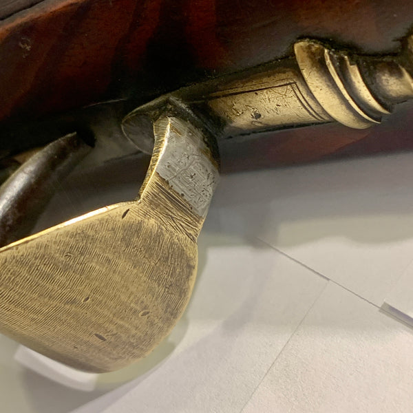 Antik engelsk Officers Flintlås Pistol, af John Bumford, fra år 1756-1771.