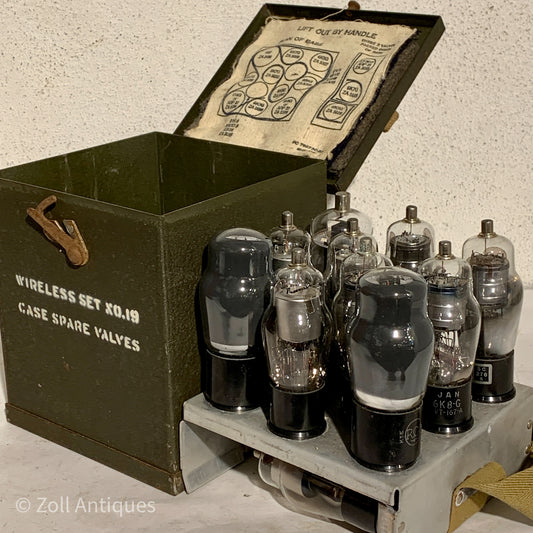 Original engelsk WW2 reserve radiorørs sæt No.19, fra 1939-1945.