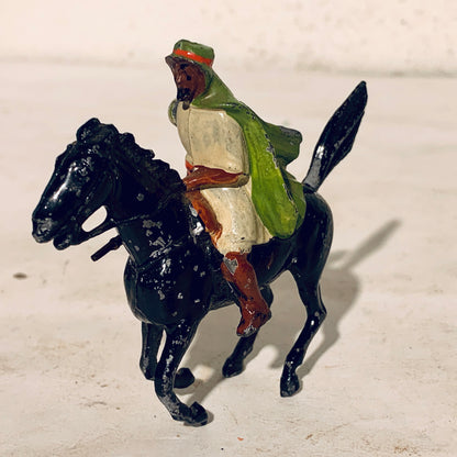 Antique Britains Deetail tin soldier, Arab on horseback, from the early 1900s.