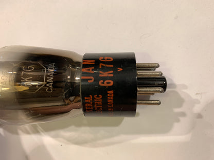 Original engelsk WW2 reserve radiorørs sæt No.19, fra 1939-1945.
