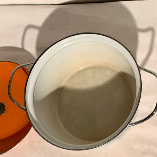 Lotus gryde, fra Cathrineholm