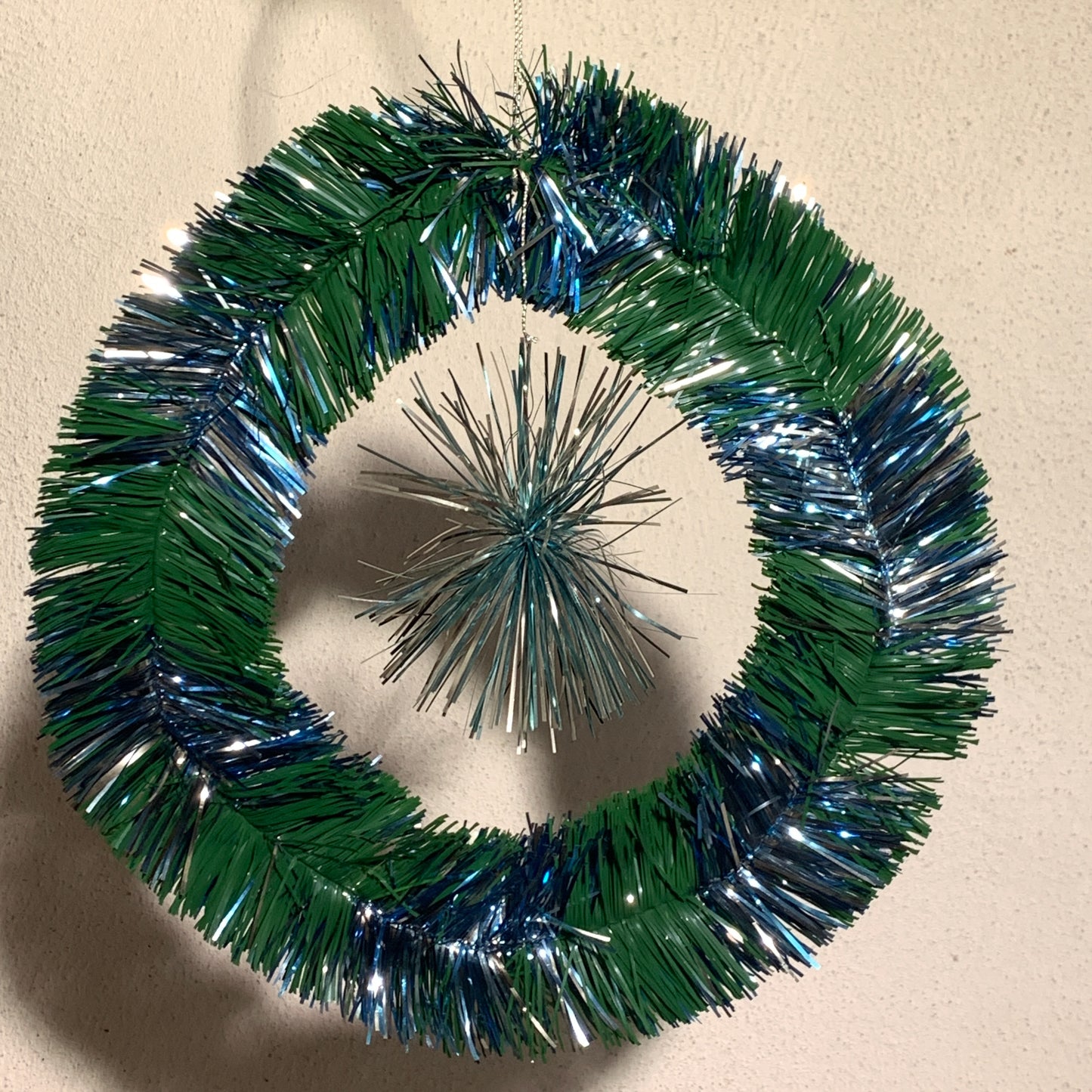 Gammelt julepynt, jule krans, fra 1960érne.