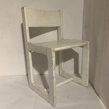 Vintage barnestol i bemalet træ, fra 1970érne.