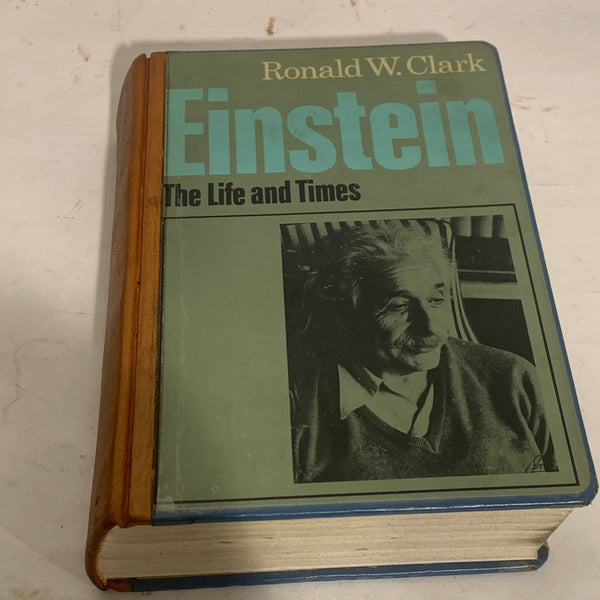 Einstein, The life and Times, af Ronald W. Clark,  fra 1973.