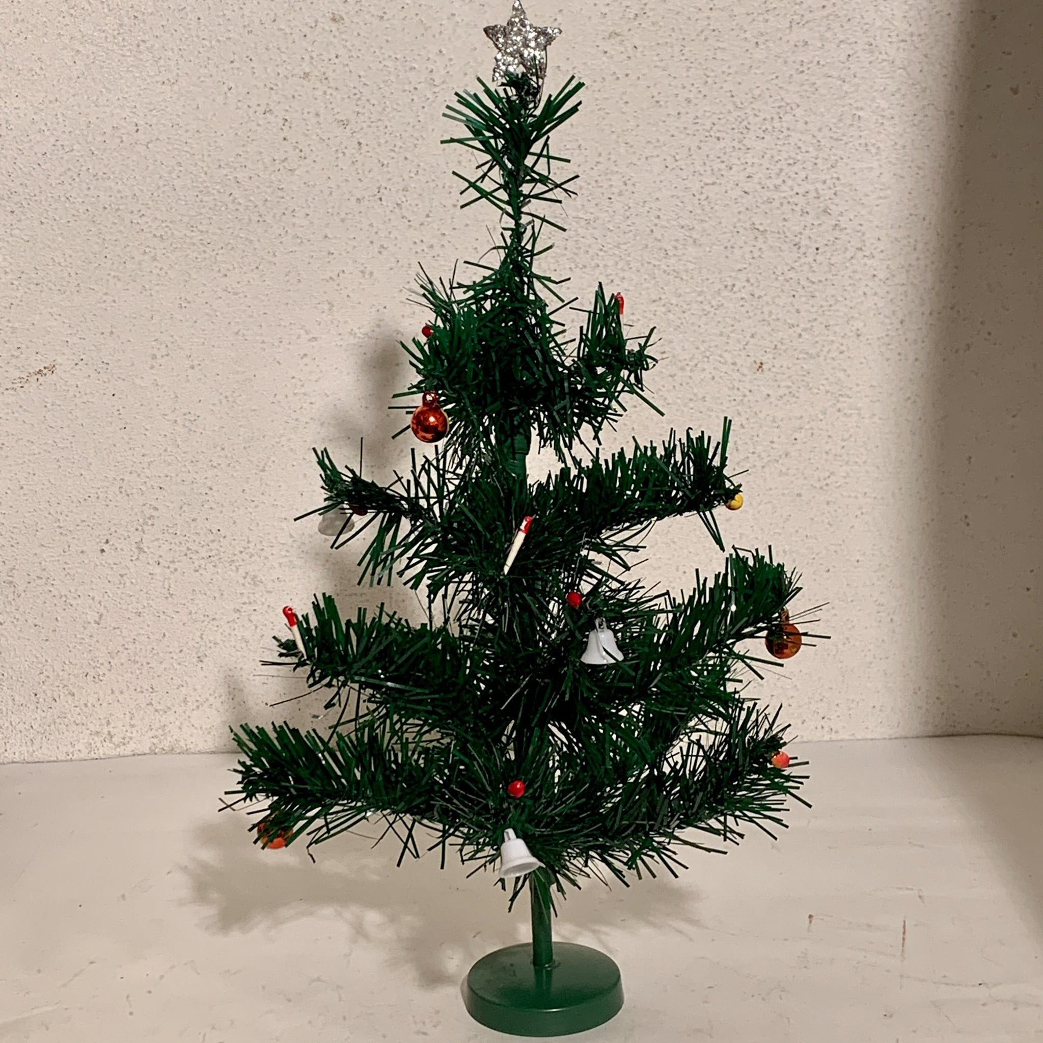 Gammelt julepynt, plastik juletræ, midt/slut 1900 tallet. – Zoll Antiques