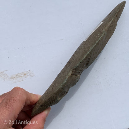 Præcolumbiansk oldsag. Ceremoniel økse i sten. Taino stammen. År 450-1100