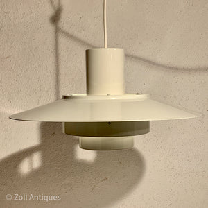 Andreas Hansen, hvid Falcon loftlampe for Fog & Mørup.