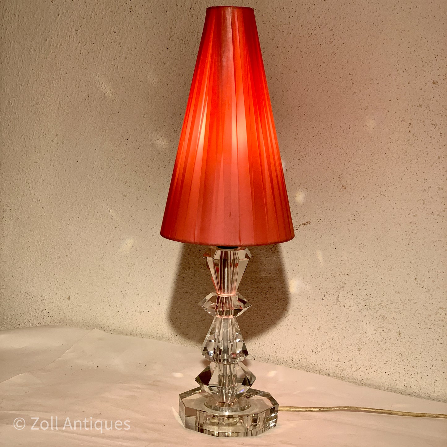 Vintage krystalprisme bordlampe, fra 1960érne.