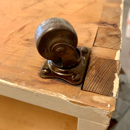 Vintage rullebord med stor teak skuffe