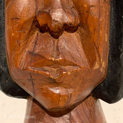 Zakæus Andreassen, older wooden bust of woman from Greenland