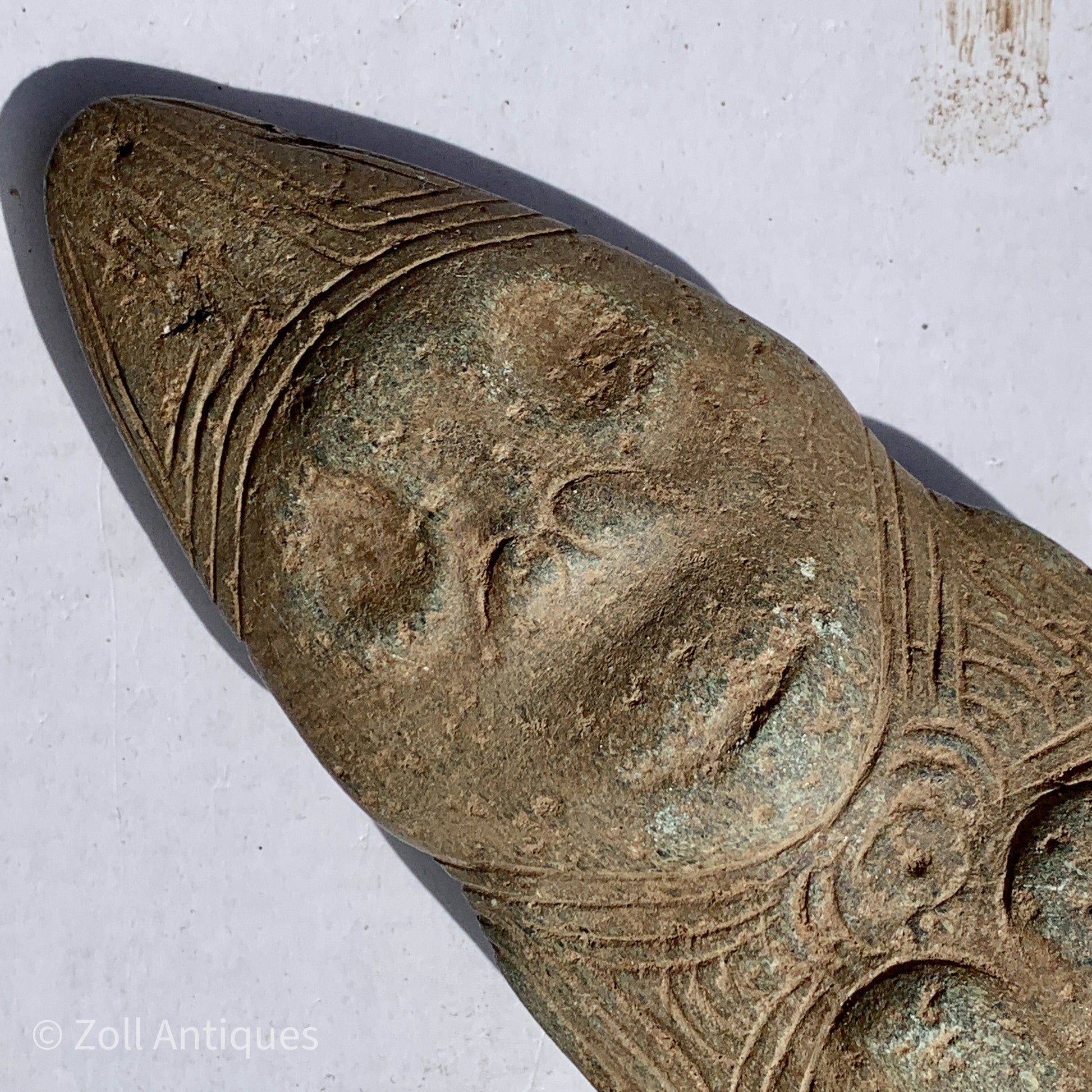 Præcolumbiansk oldsag. Ceremoniel økse i sten. Taino stammen. År 450-1100