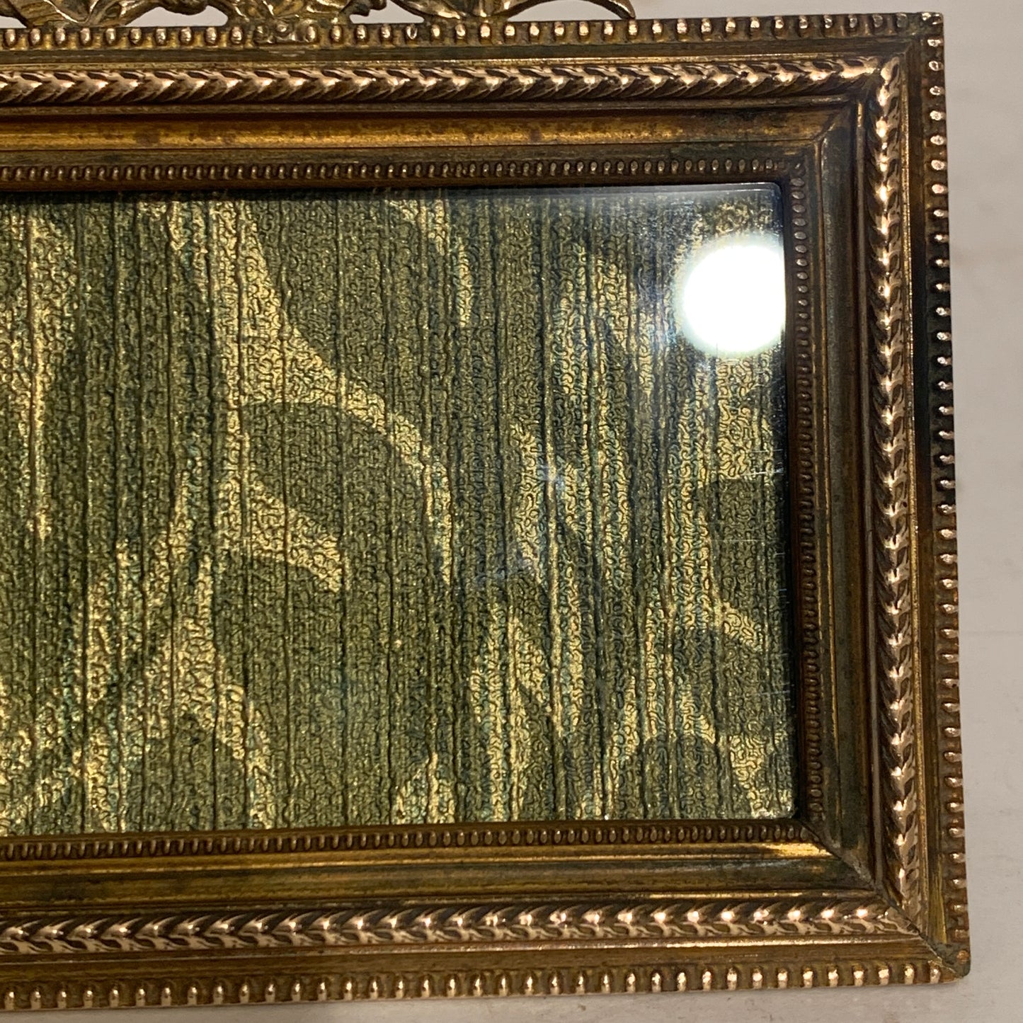 Antique French bronze frame, from the 19th century.