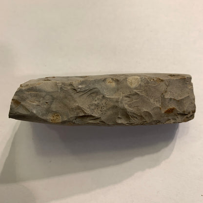 Dansk oldsag. Flintøkse fragtment. Yngre stenalder.