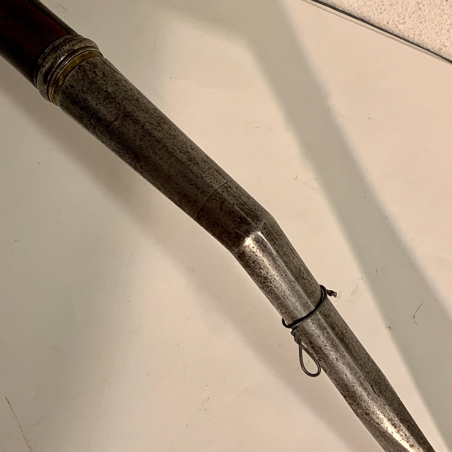 Antik Kalimantansk parang laktok sværd, Indonesien. Fra 1800 tallet