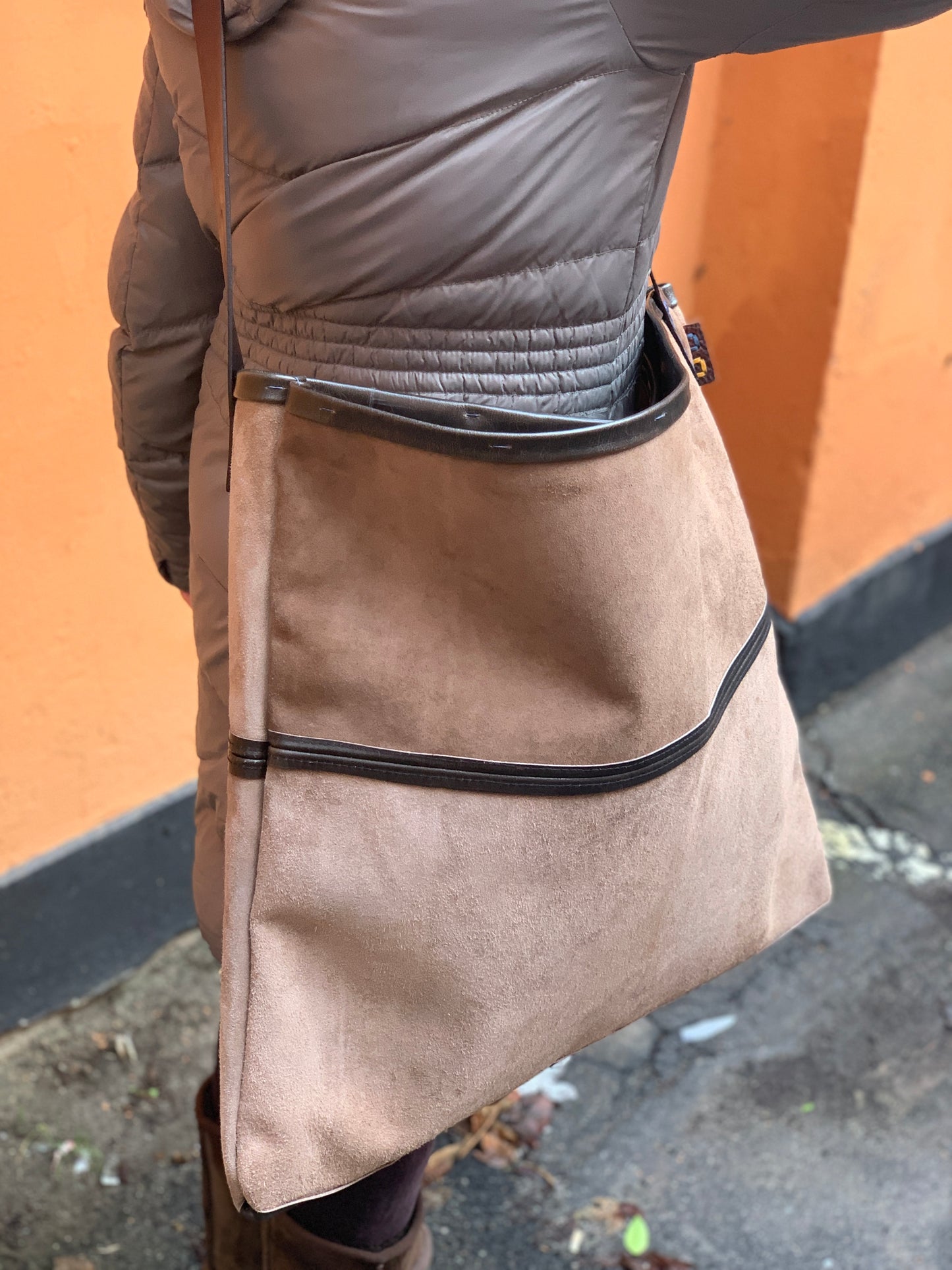 Large hand-sewn leather shoulder bag, Kim Zoll Designs.