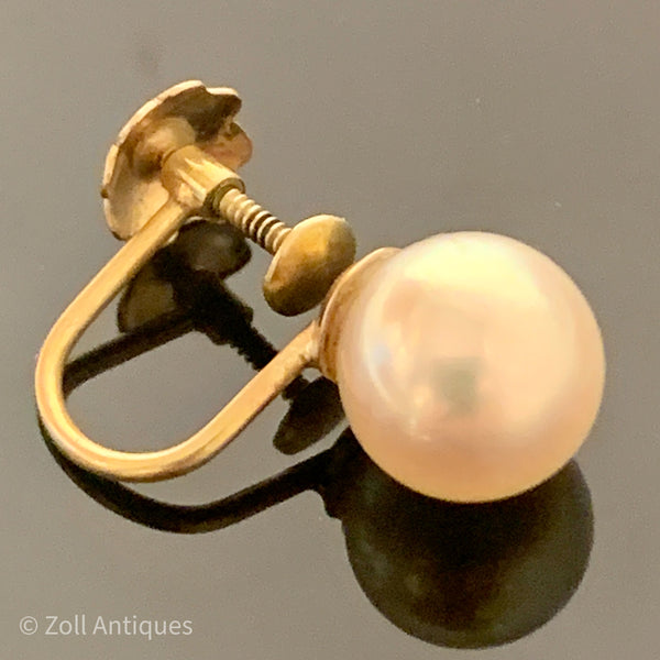 Carl Bidstrup (1947-1973.) 14 karat guld ørering, med ægte perle.