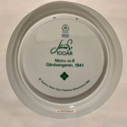 Storm P. 100 års jubilæum platte, Royal Copenhagen