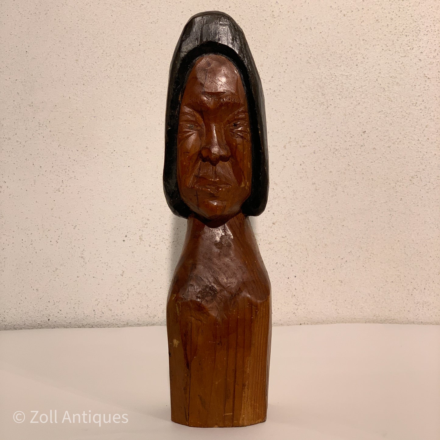Zakæus Andreassen, older wooden bust of woman from Greenland