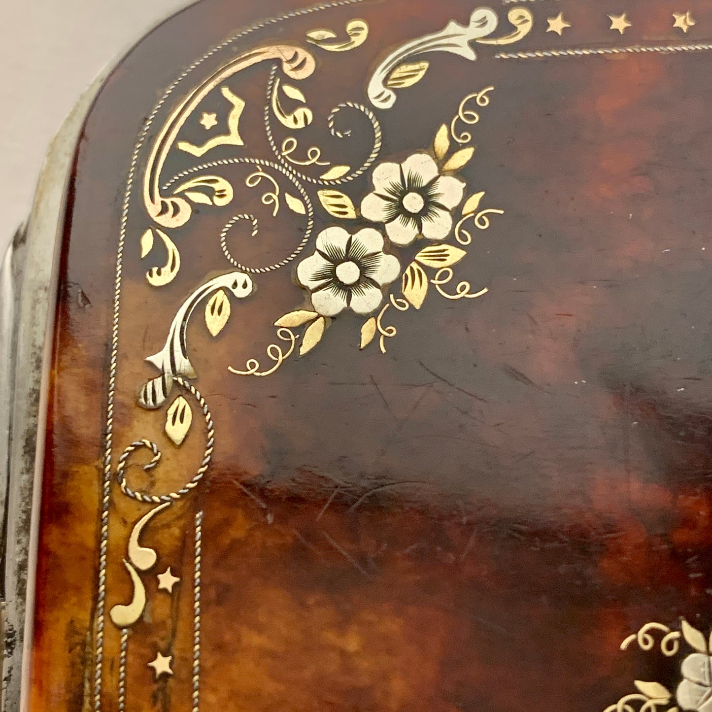 French Napoleon III Piqué gold &amp; silver inlaid tortoiseshell cigar case