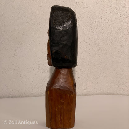 Zakæus Andreassen, older wooden bust of woman from Greenland